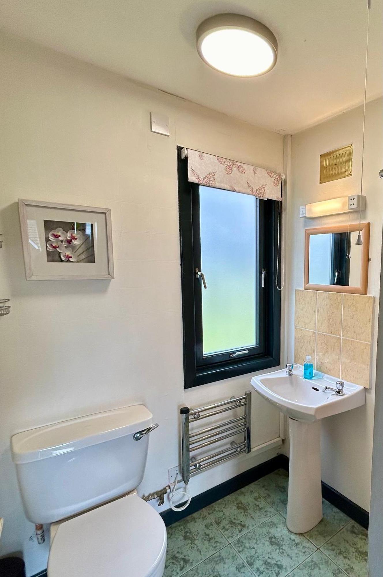 Kilcoy Chalets เมียร์ออฟออร์ด ภายนอก รูปภาพ
