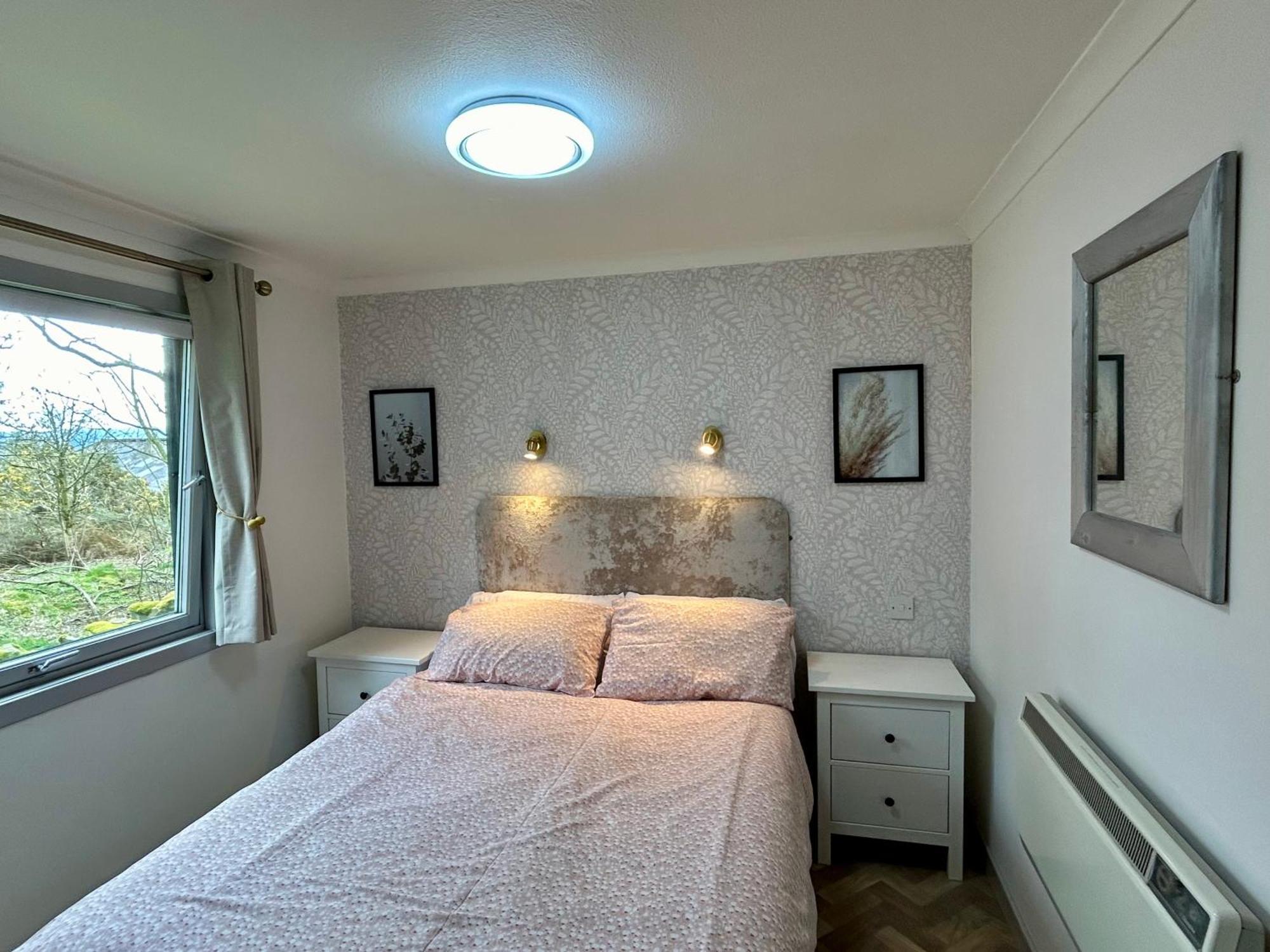 Kilcoy Chalets เมียร์ออฟออร์ด ภายนอก รูปภาพ